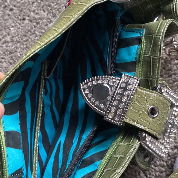 Beautiful Purses - Picture 6 of 6